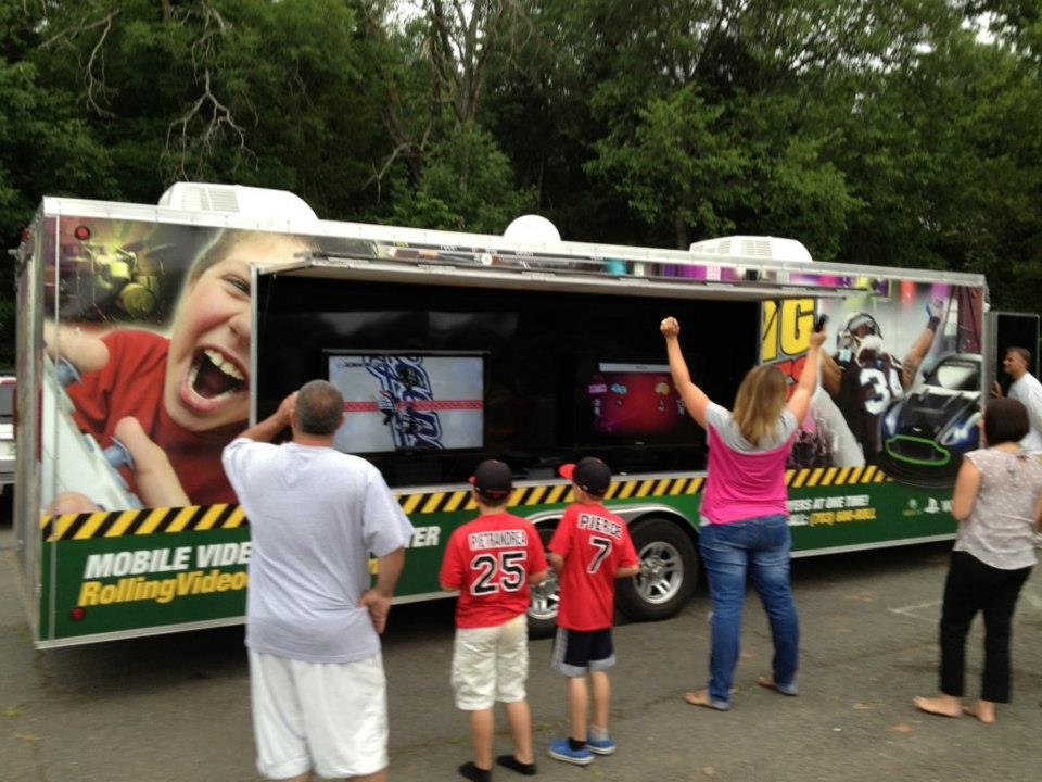 mobile game truck for birthday parties near me